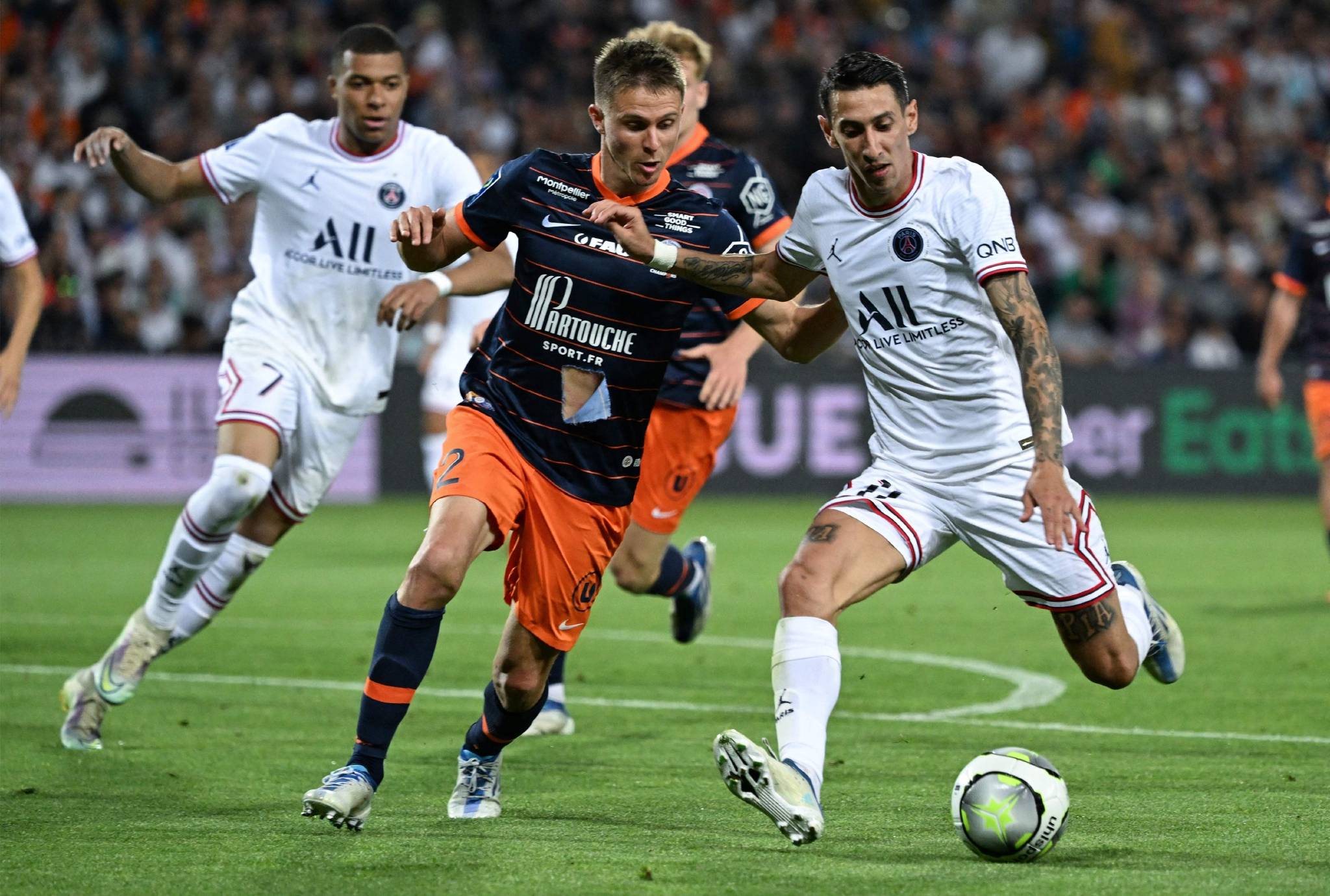 九游在线平台官网-哈兰德赛事官方发布晋级新规塔图姆在巴黎圣日耳曼比赛中大比分领先，今夜国际米兰手感冰凉看傻球迷的简单介绍